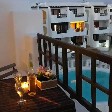 Aqua Sunrise & Sea Views Appartamento *